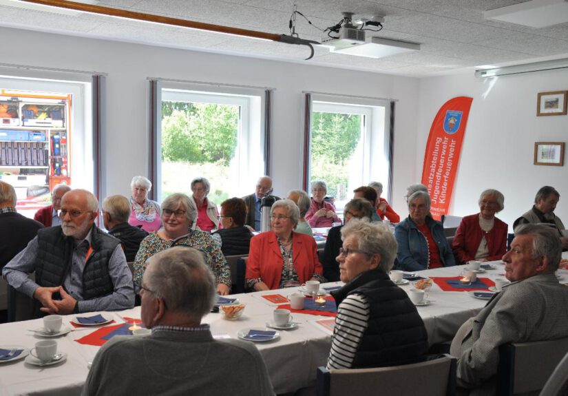 Bild4_Frühlingskaffee der Alters- u, Ehrenabteilung der Gemeindefeuerwehr Dahlenburg